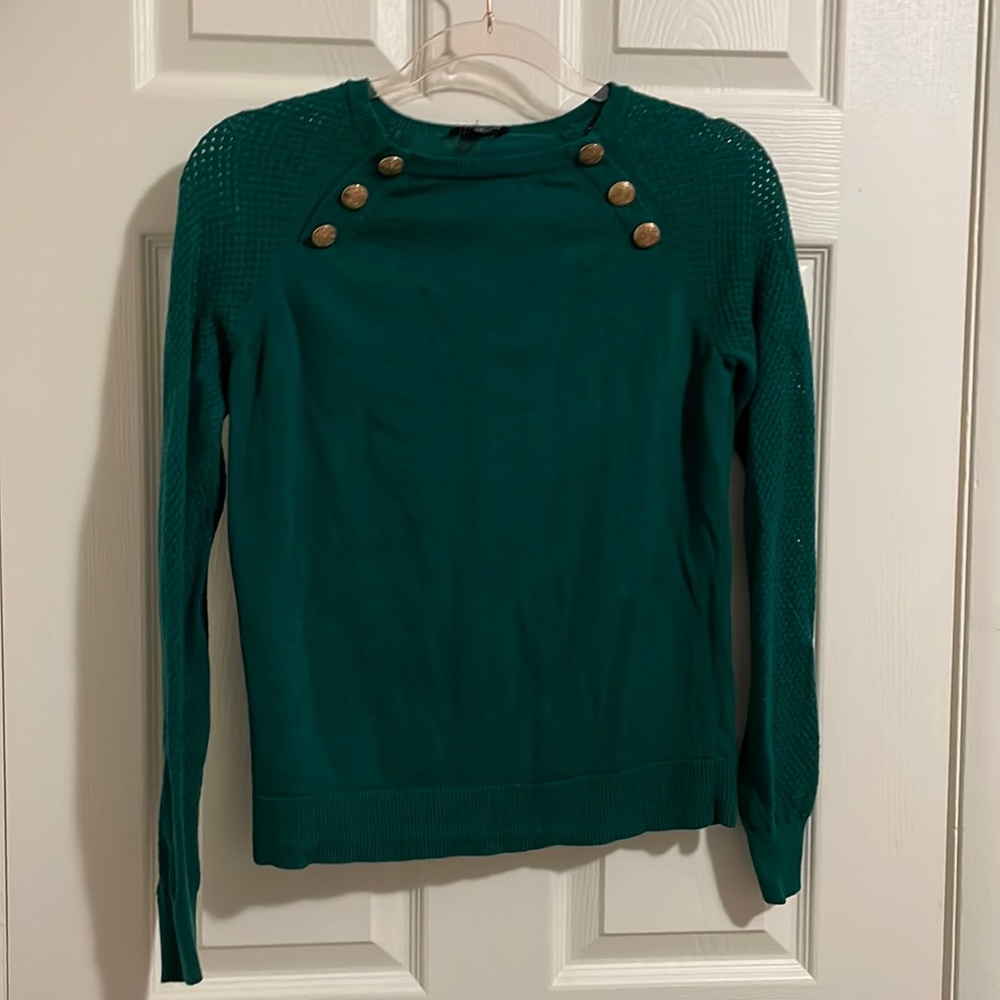 EUC The limited green sweater with gold buttons on the collar sz.sm 241